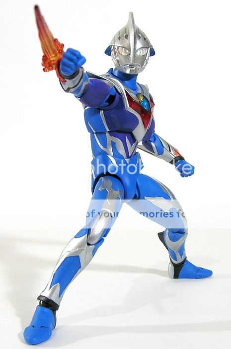 ultra-act:ultraman nexus-junis blue 超人力霸王 纳克斯-成态青